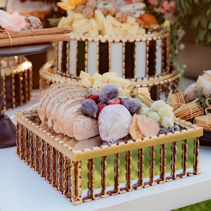 Base Cuadrada Oro-Chica- Stripes Collection